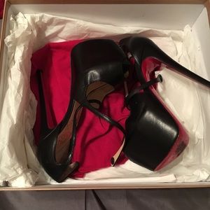 Christian Louboutin Exagona Heels